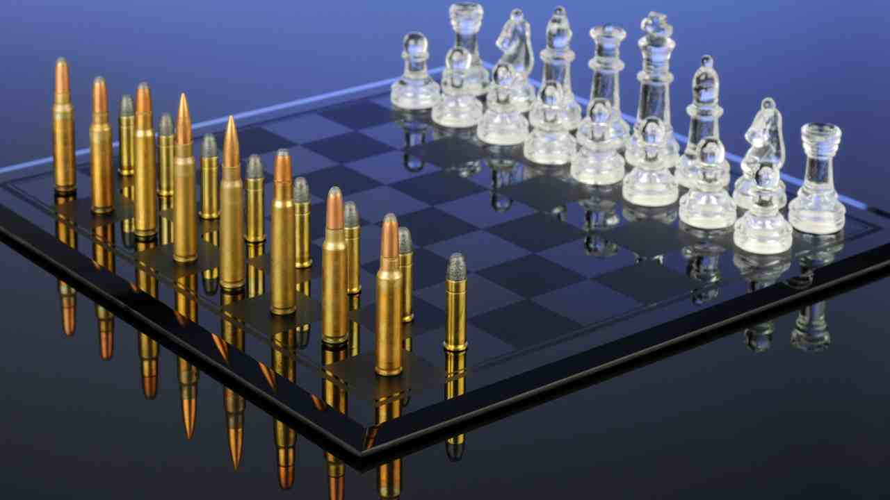 Military-Chess-Sets-Guide-A-Game-of-Strategy-and-Skill