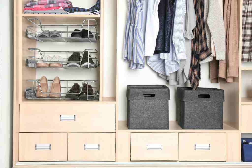 2 Closet Cleaning & Organization page featured image